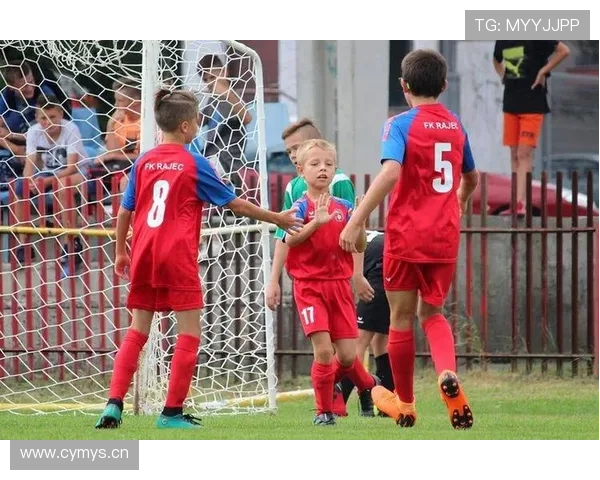 体育赛事平台数据揭秘本赛季最受关注比赛排行与精彩瞬间盘点 - 副本 (3)